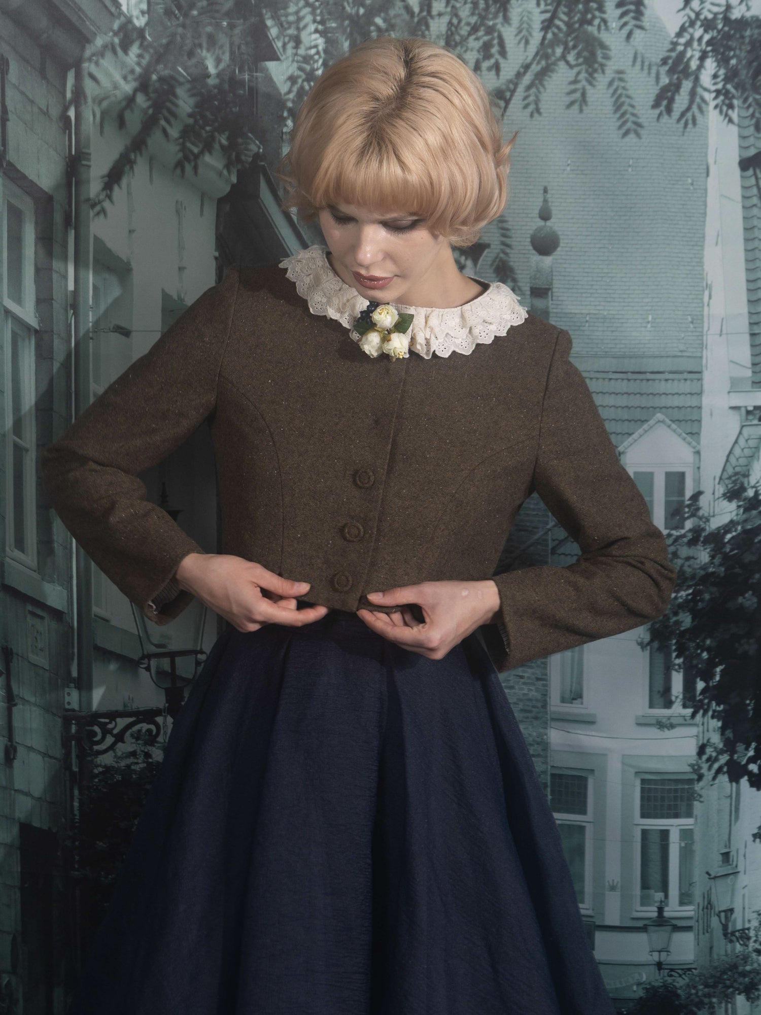 Flower corsage short jacket