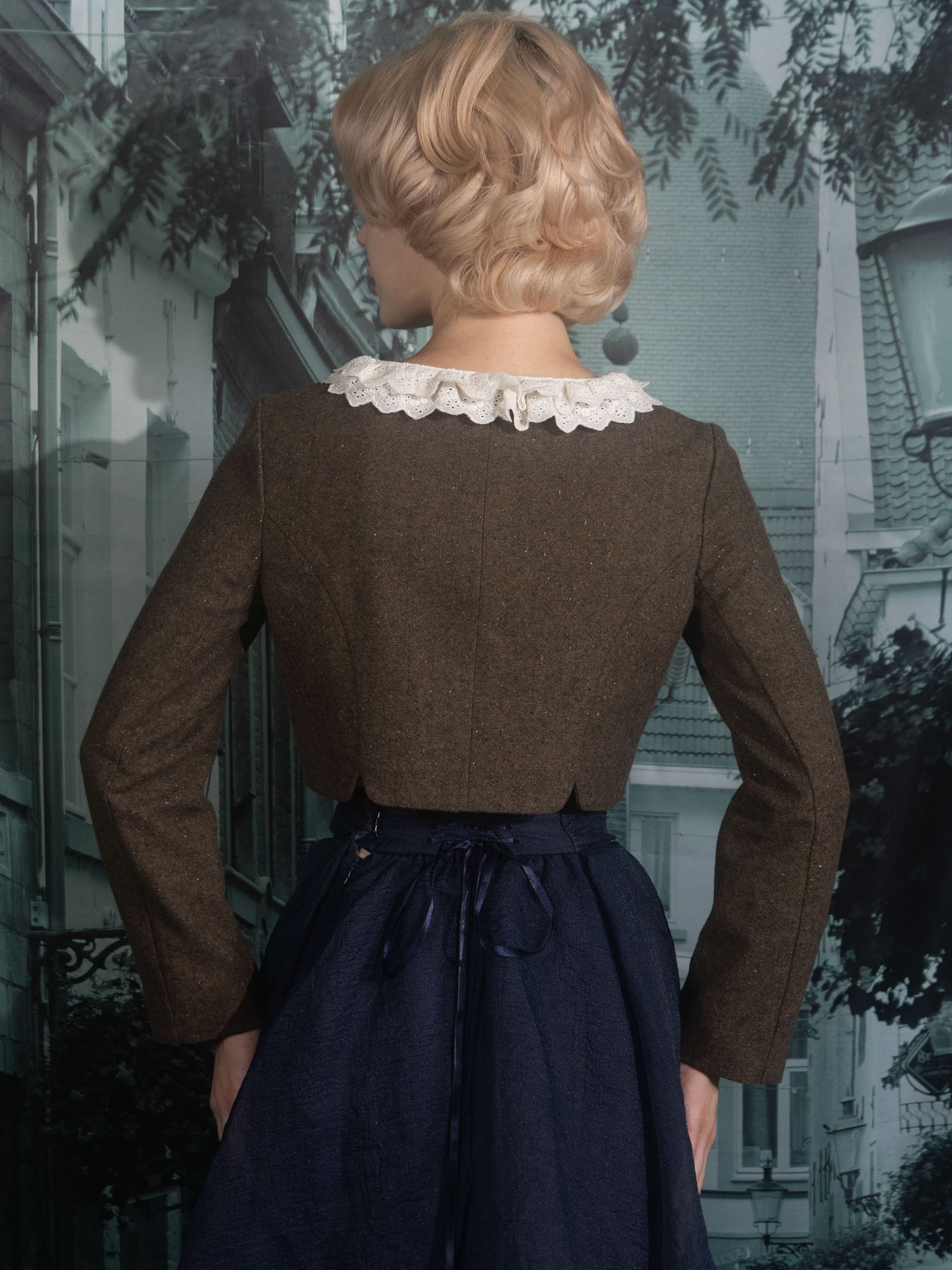 Flower corsage short jacket