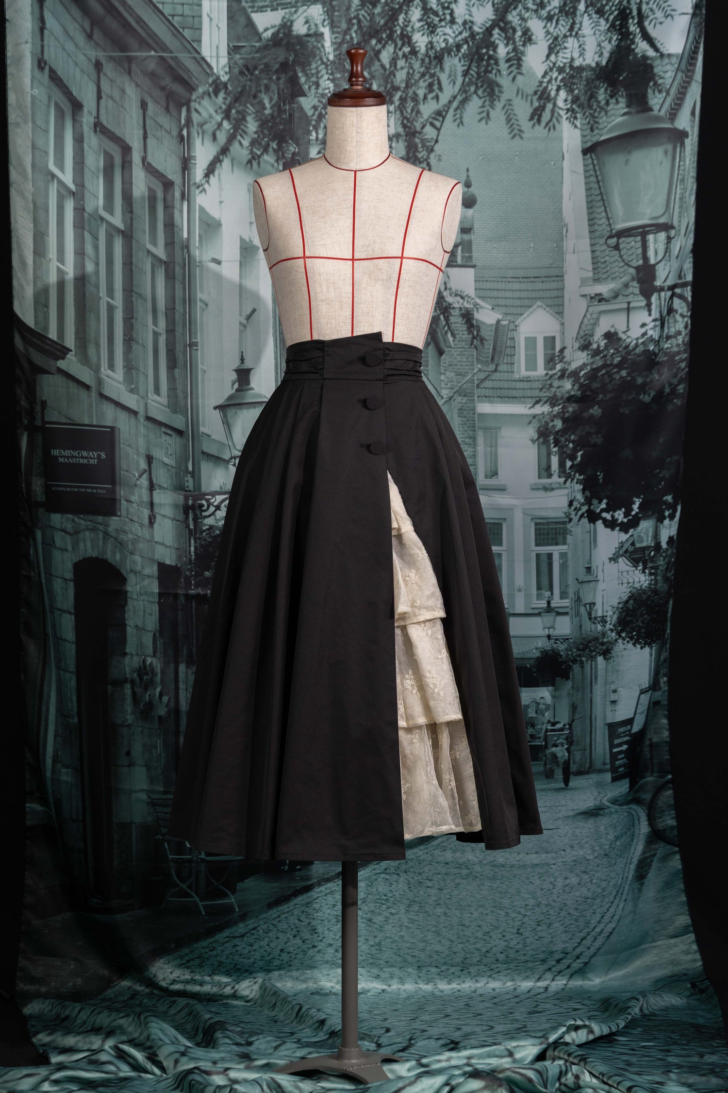 Classical frill skirt