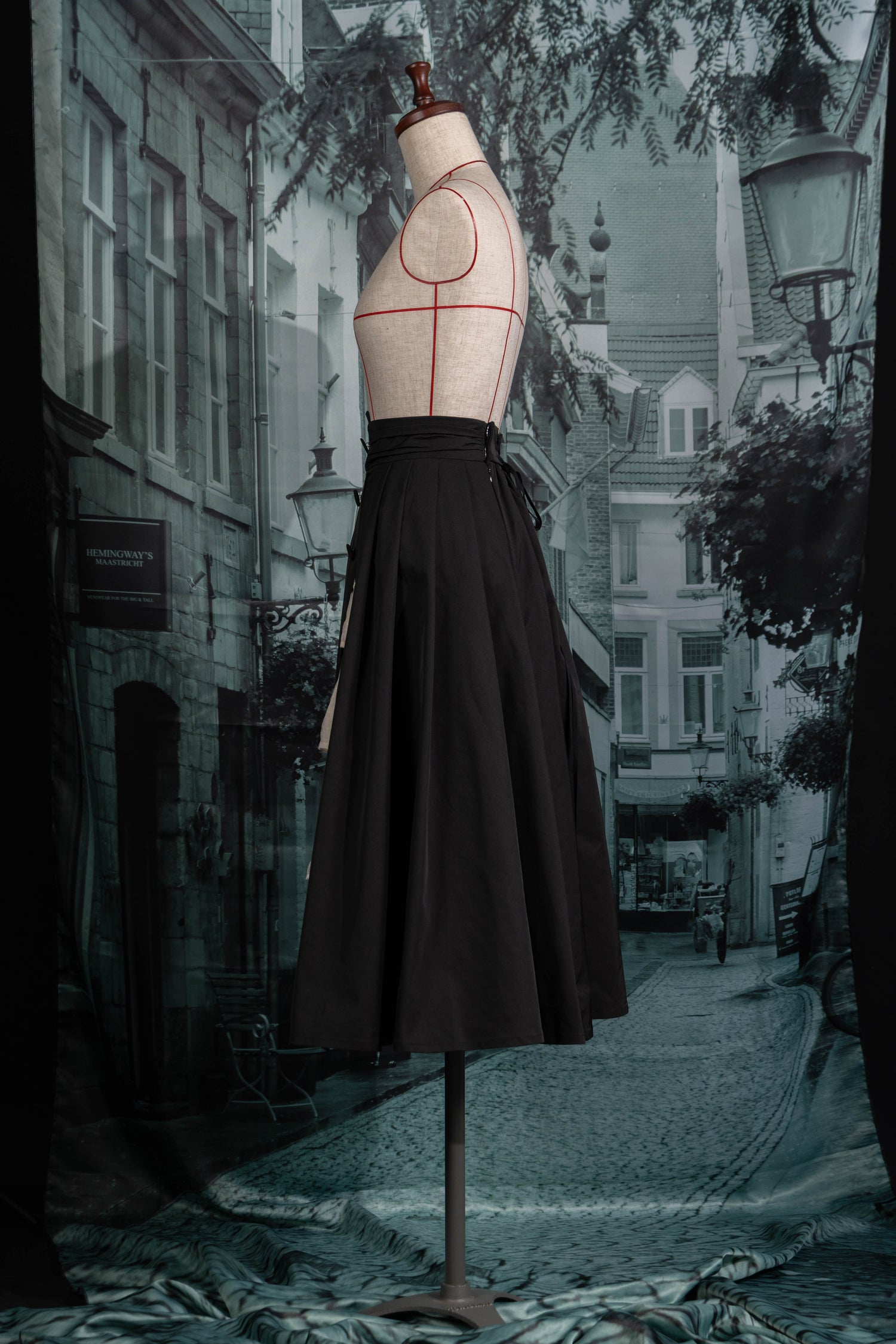 Classical frill skirt