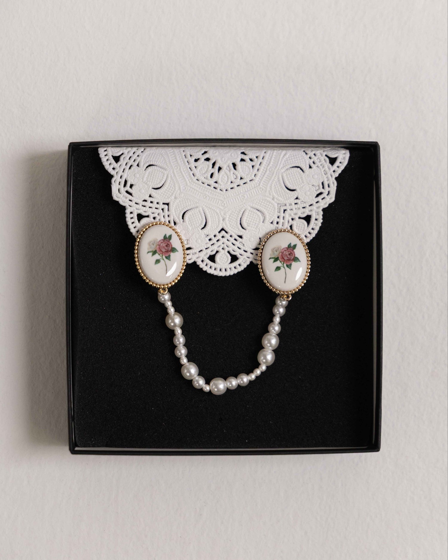 Classical rose painting clip