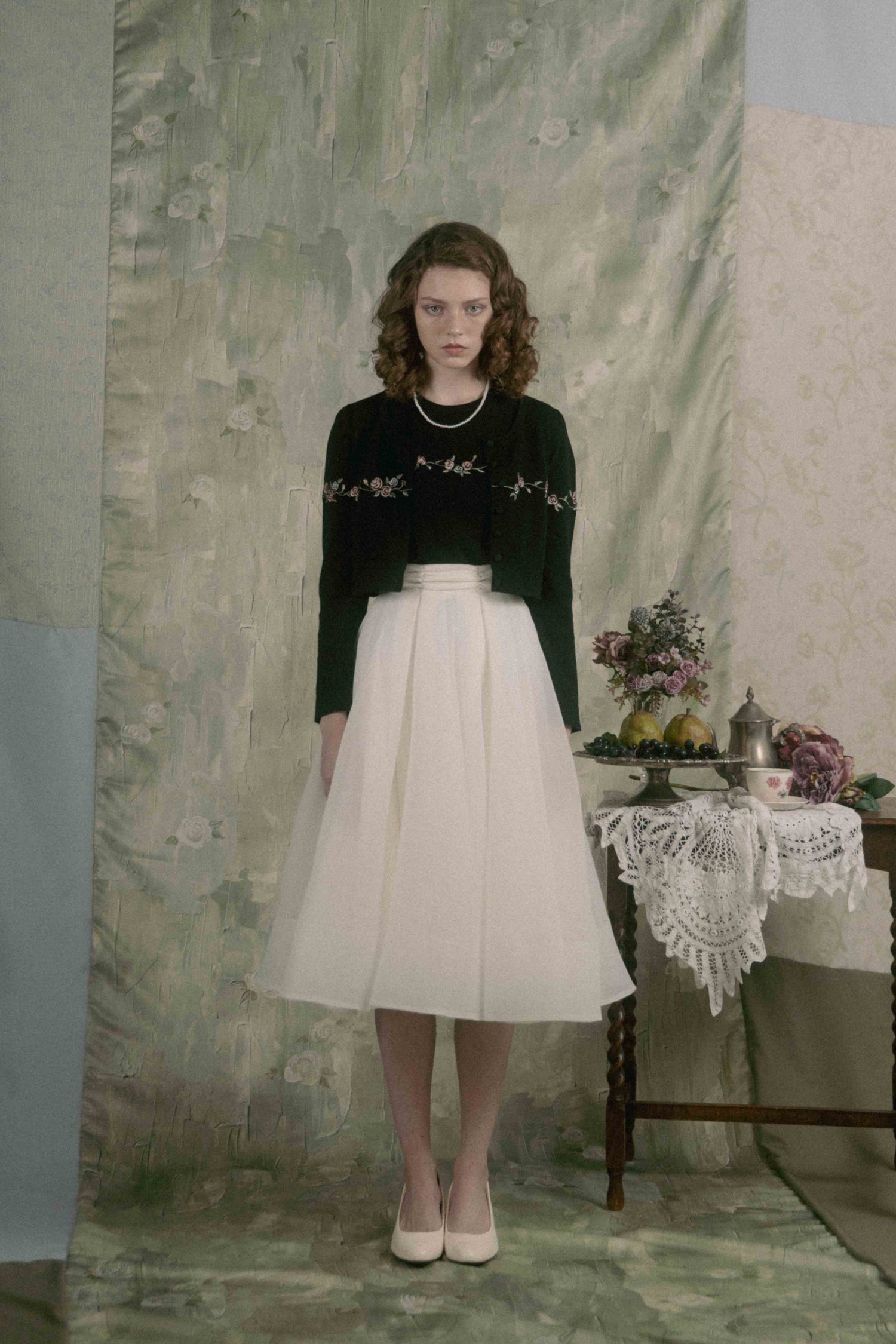 Rose embroidery ensemble