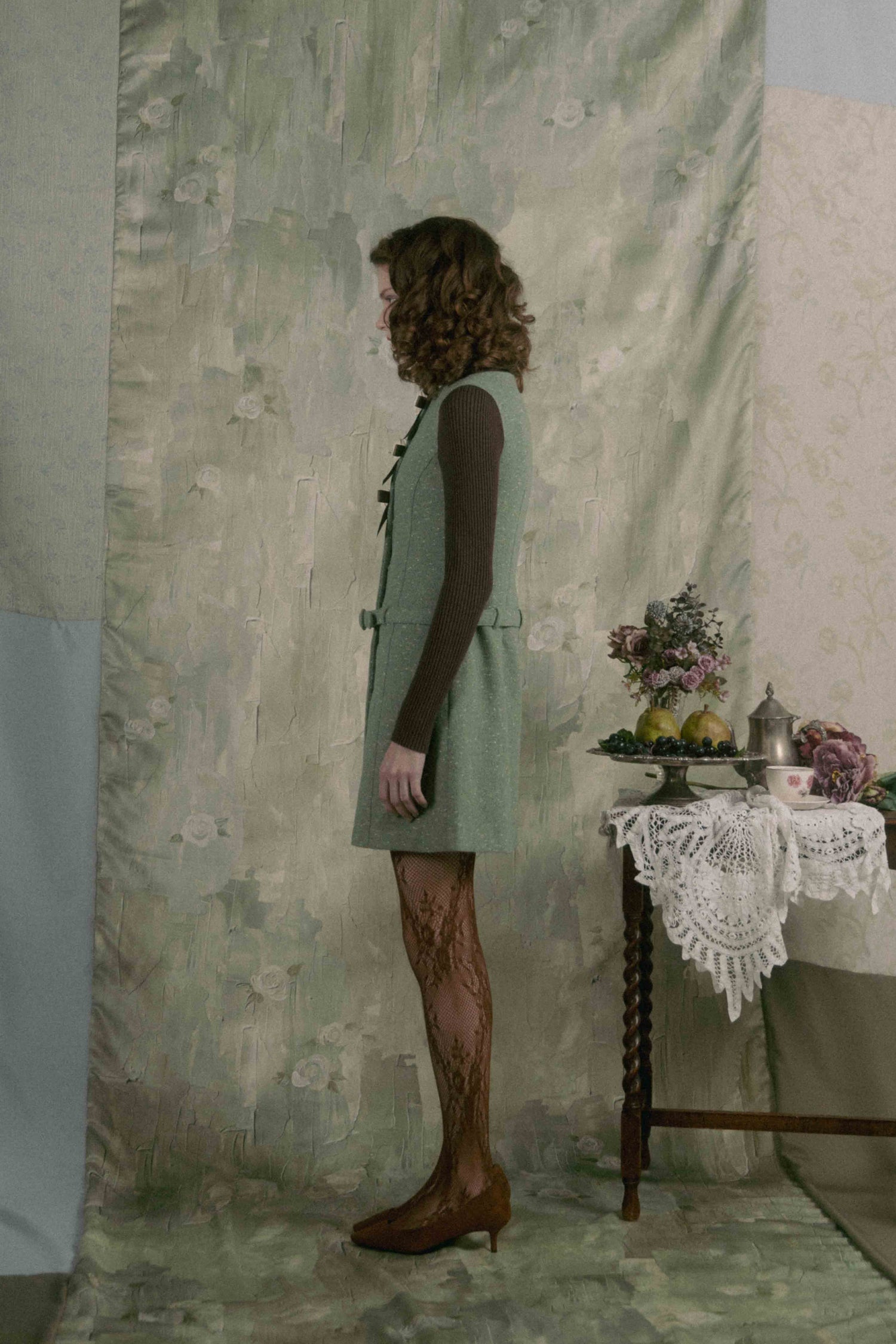 Rose ribbon mini dress