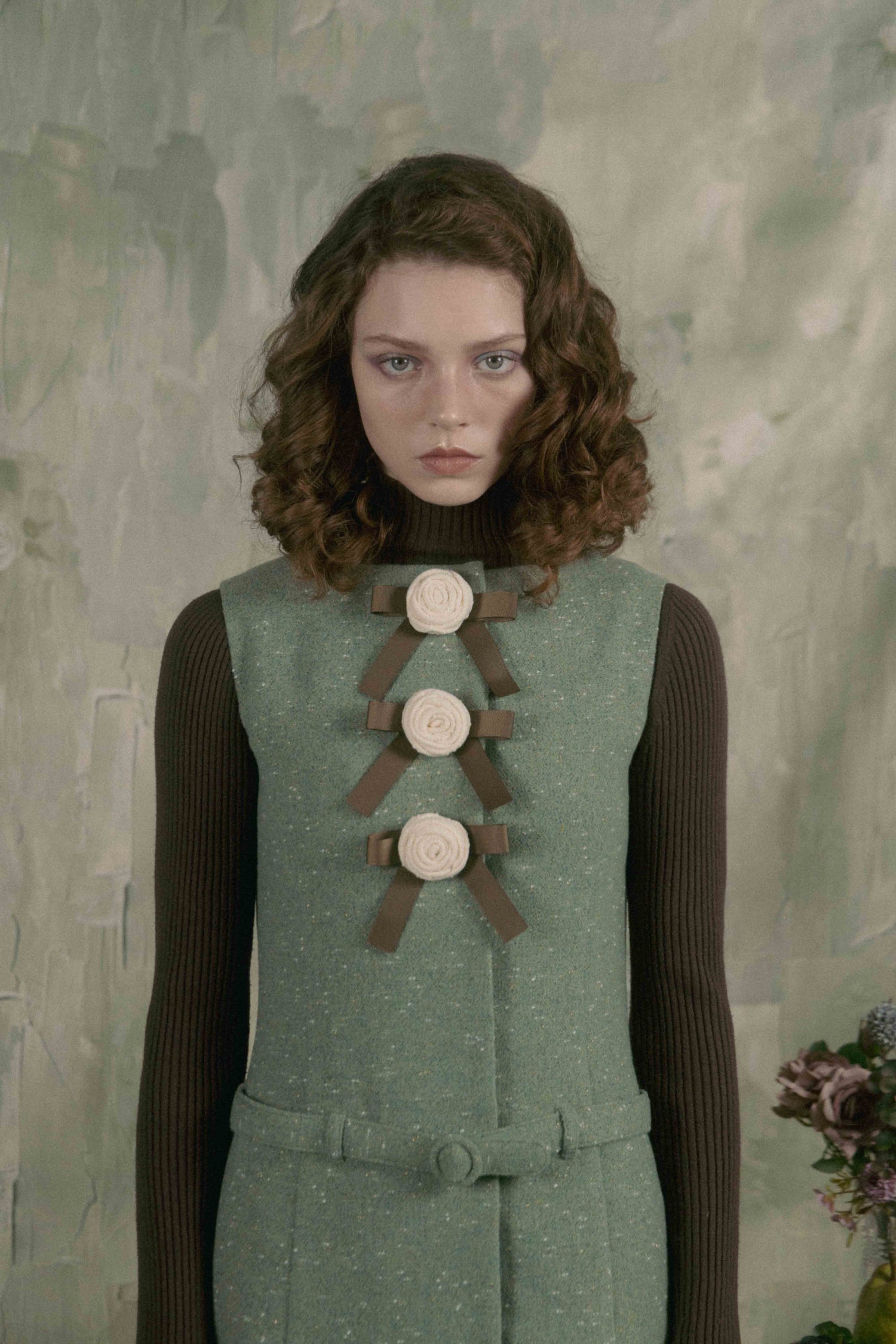 Rose ribbon mini dress