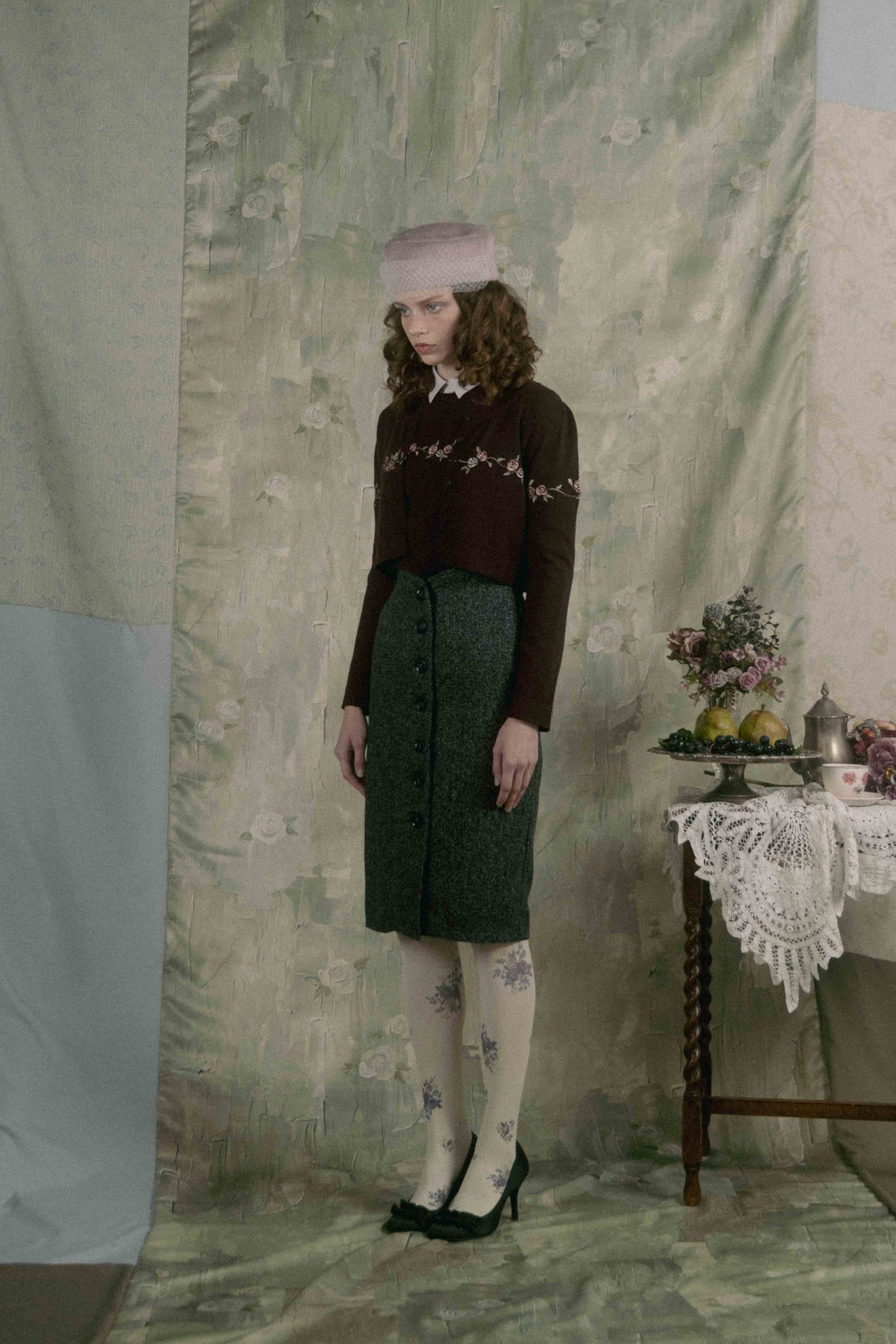 Rose embroidery ensemble