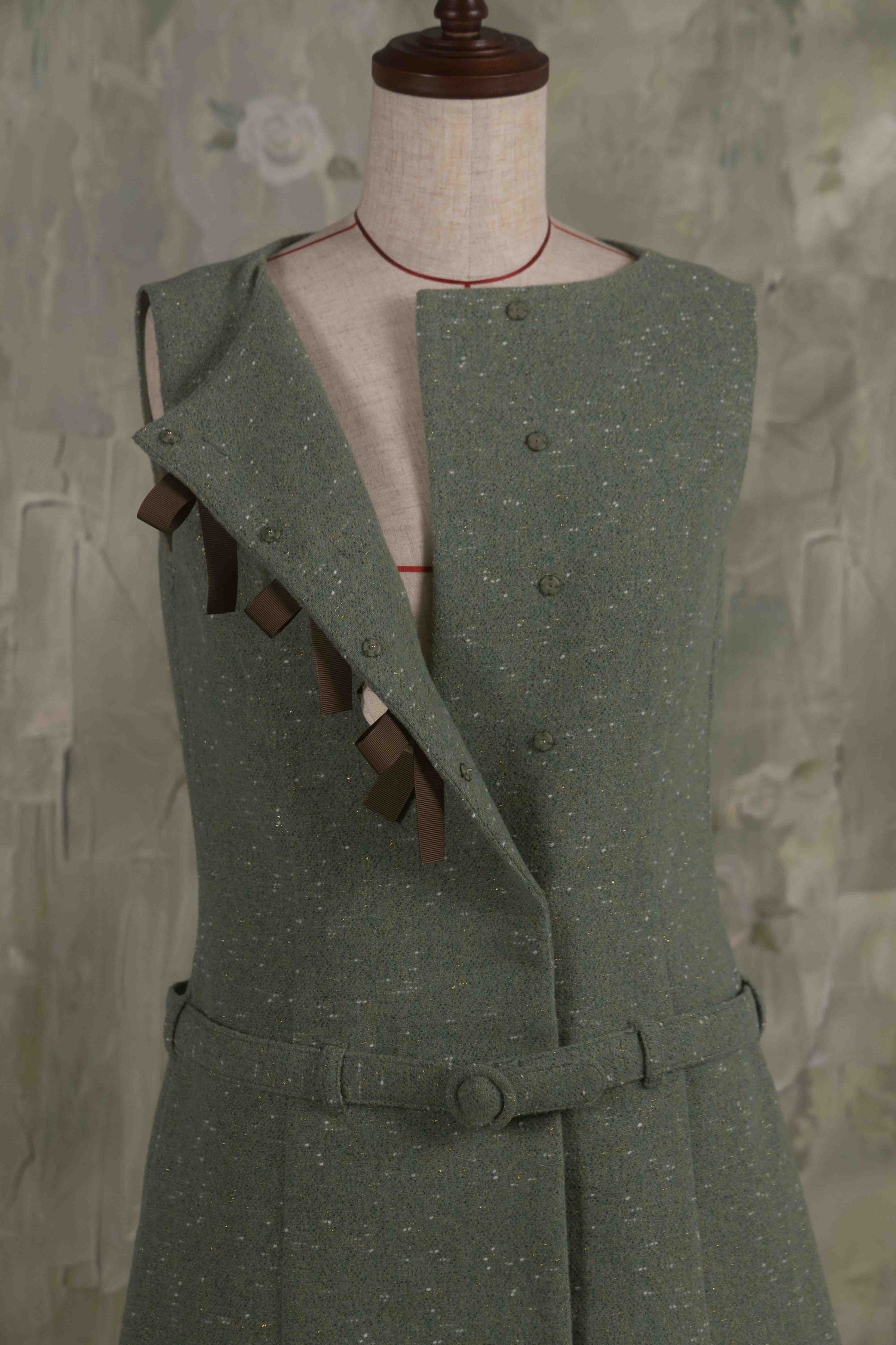 Rose ribbon mini dress