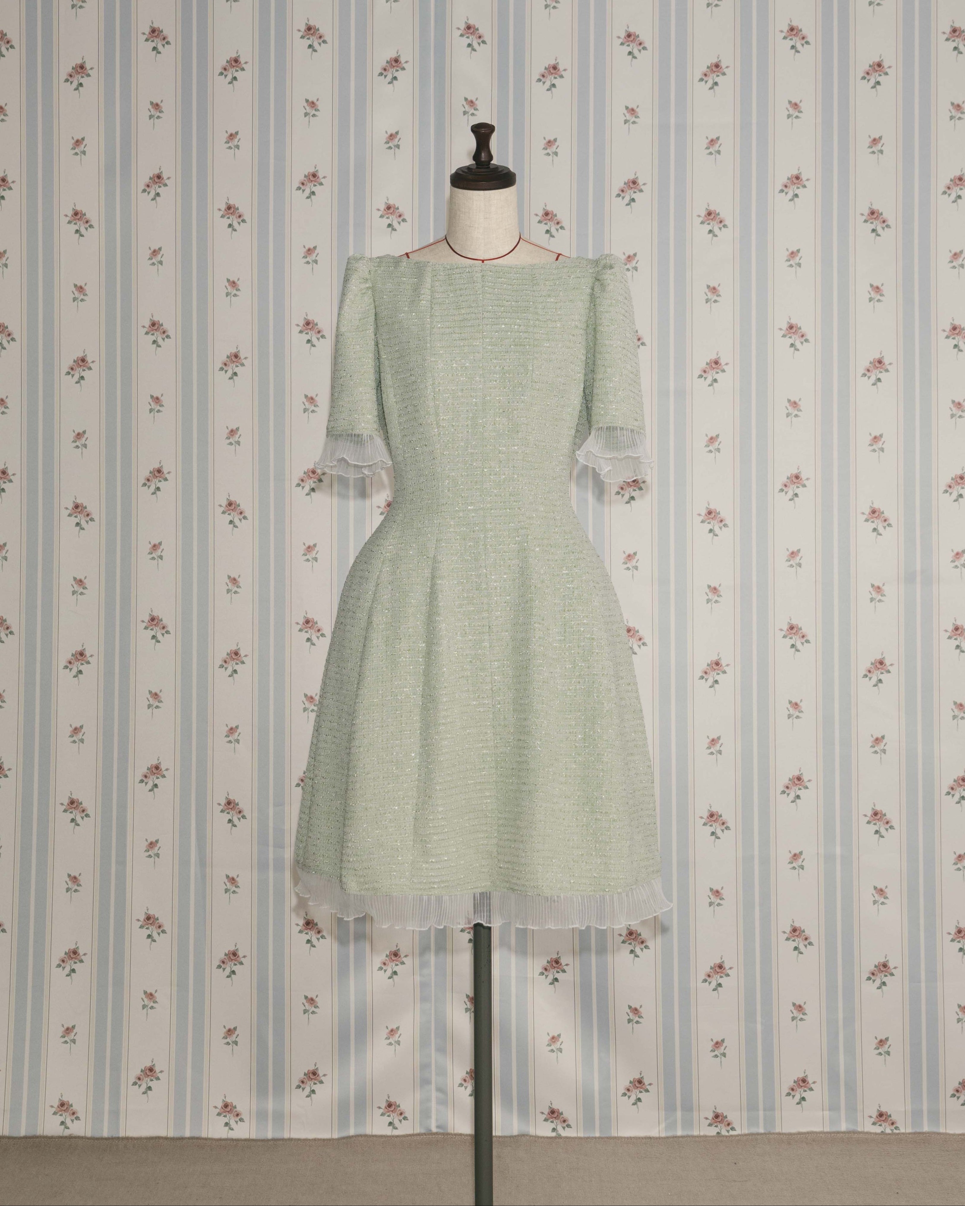 Tweed mini dress – Mayo Suzuki
