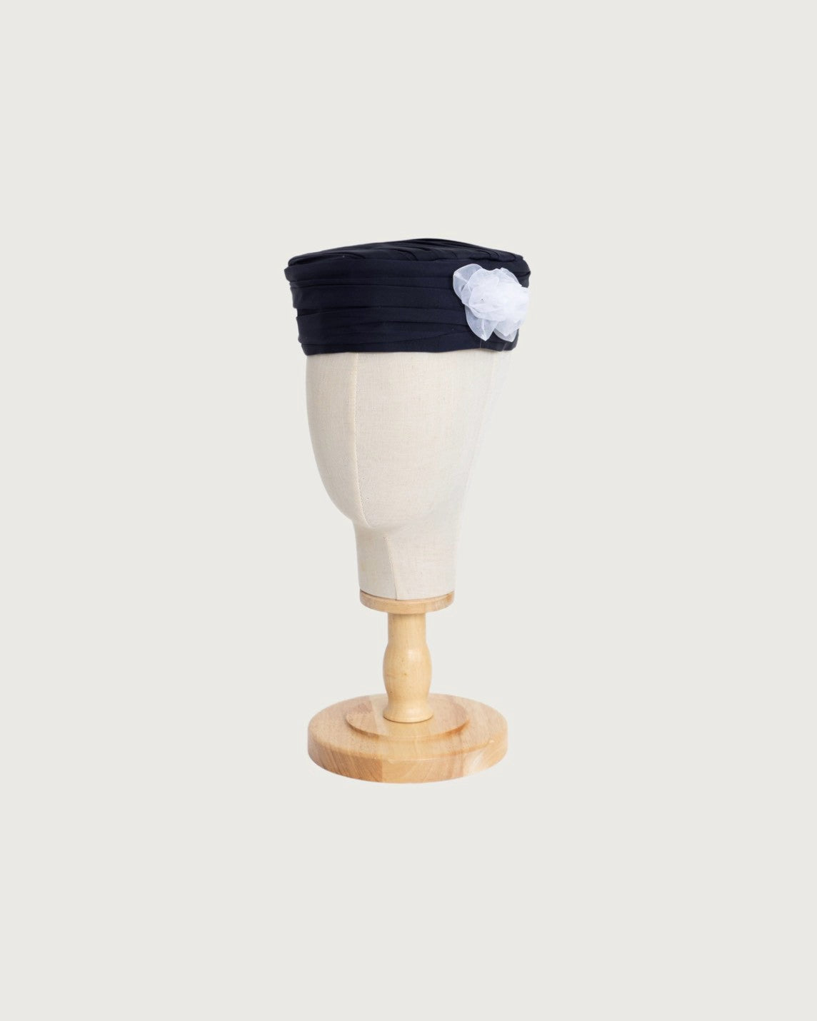 Rose pleated hat