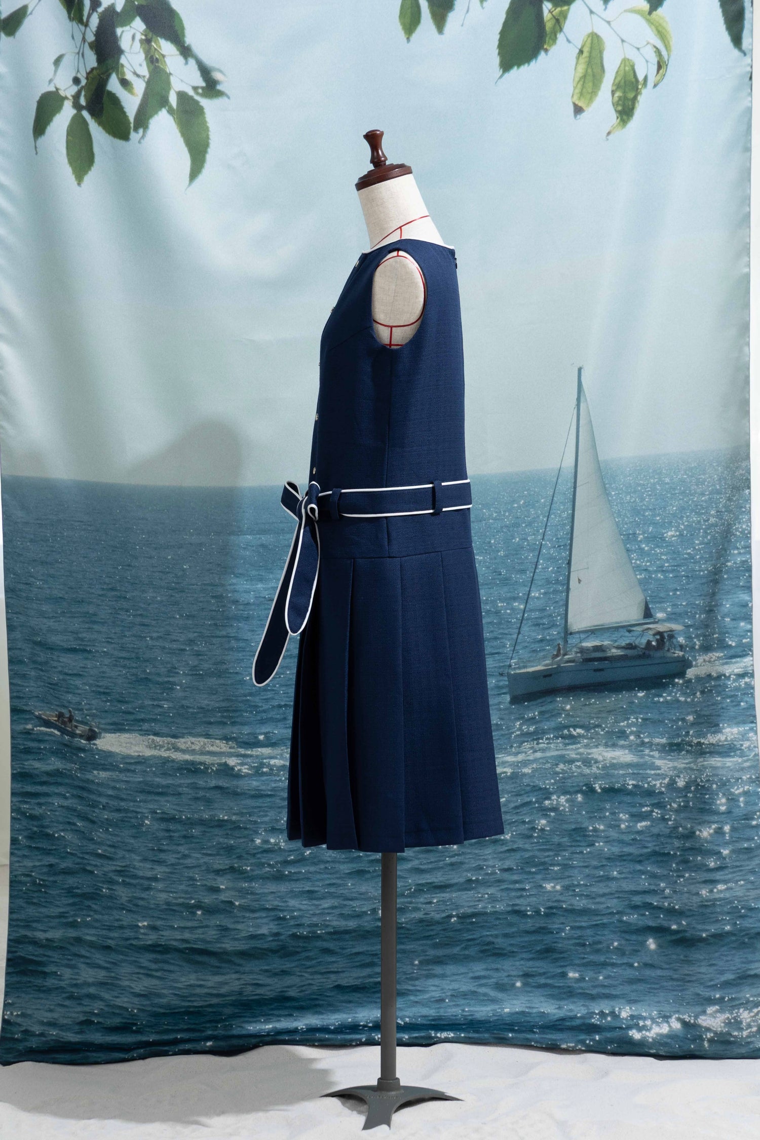 Marine pleats dress