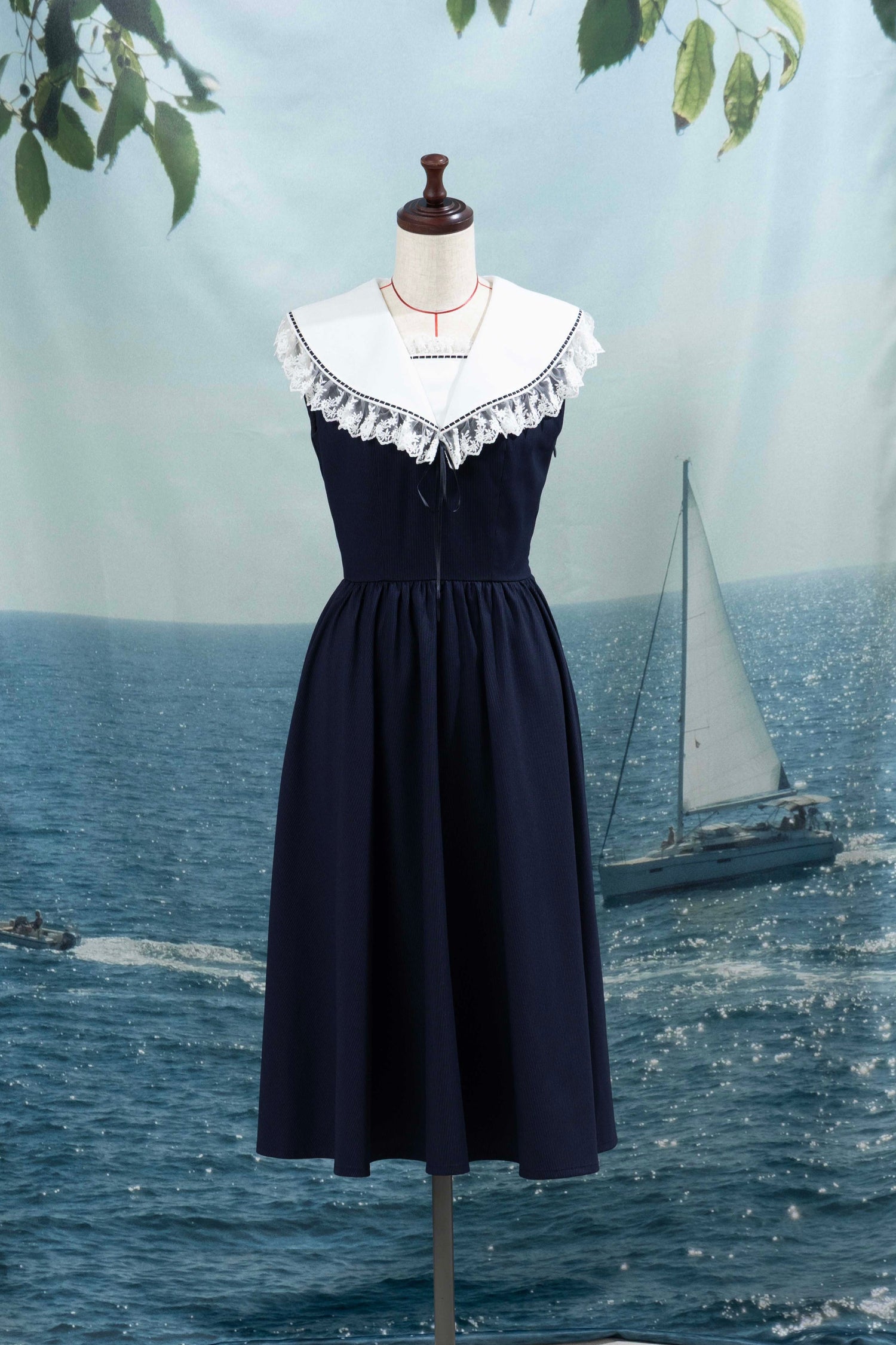 Sailor collar dress