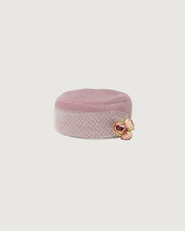 Classical tulle hat