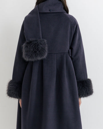 Frosted muffler coat