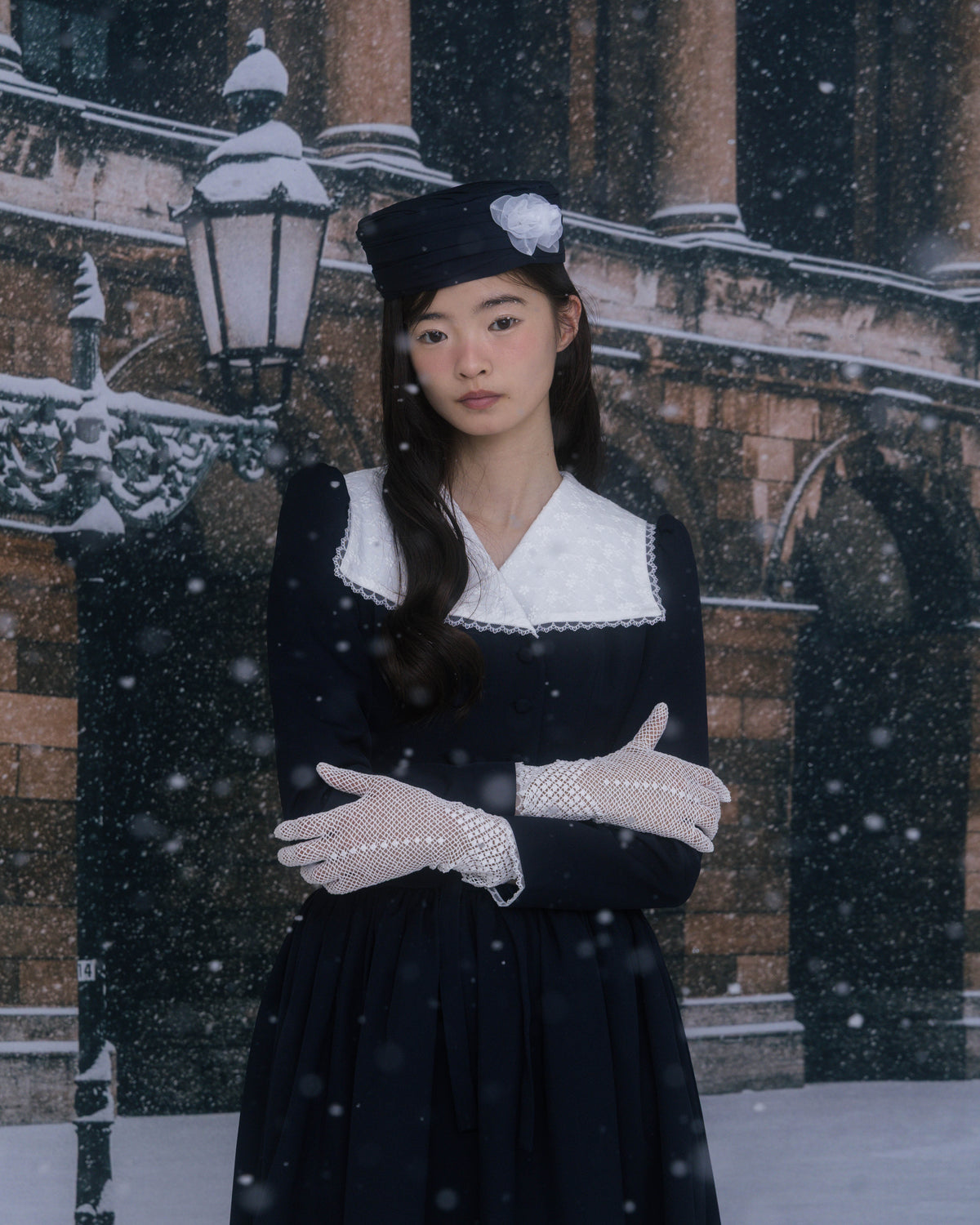 Rose pleated hat