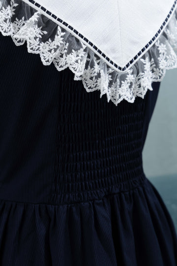 Sailor collar dress