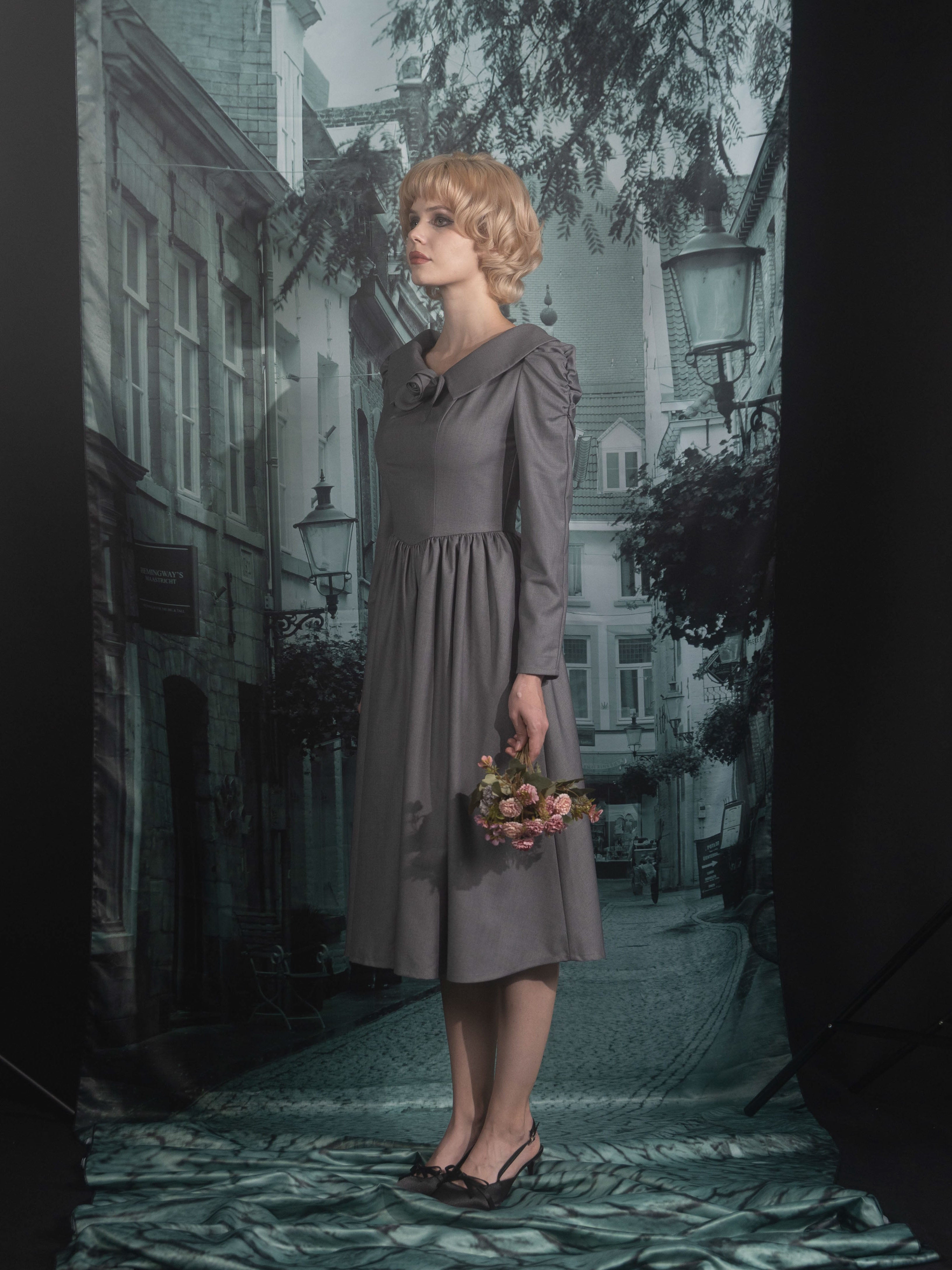 Classical rose dress – Mayo Suzuki