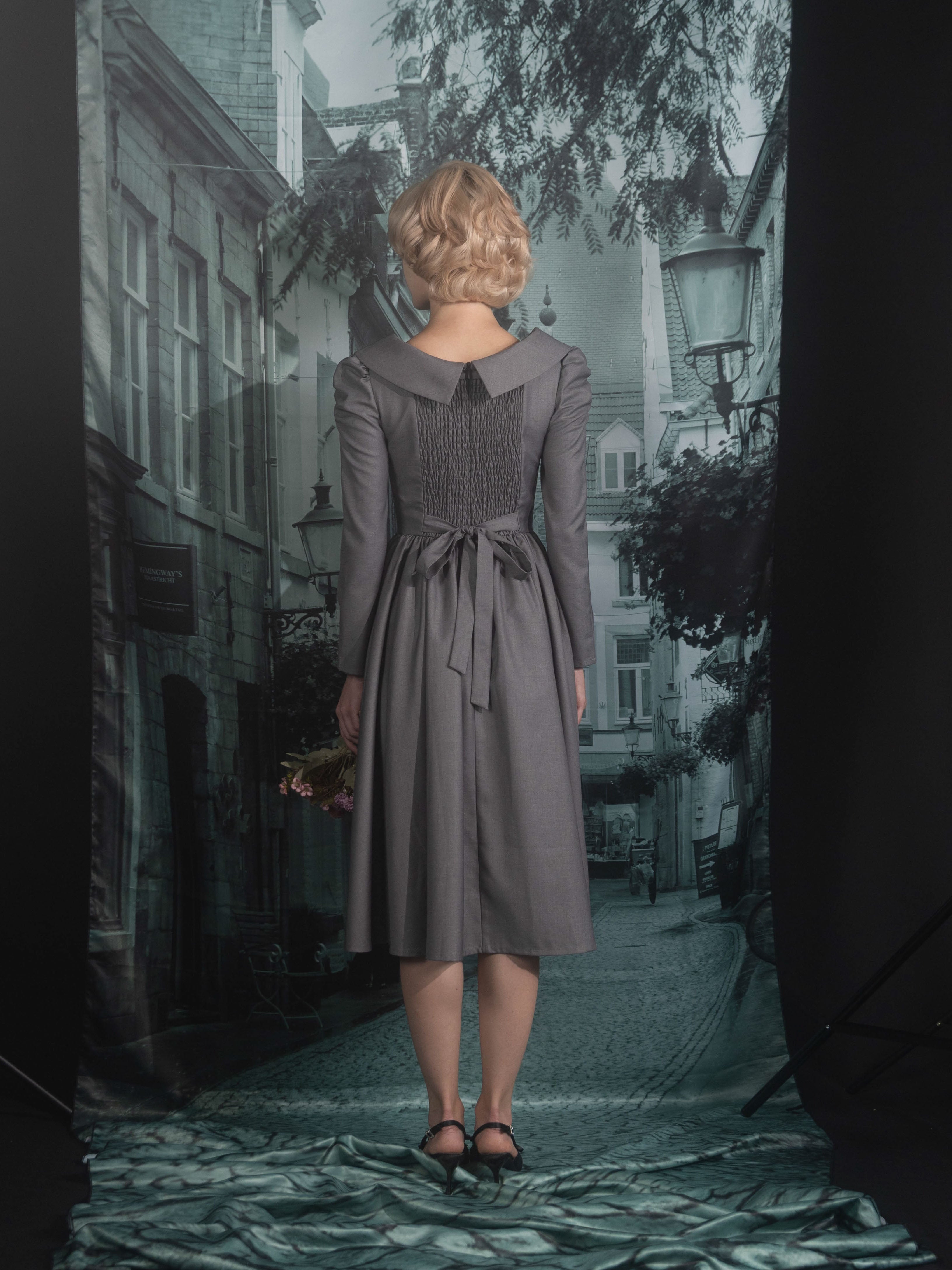 Classical rose dress – Mayo Suzuki