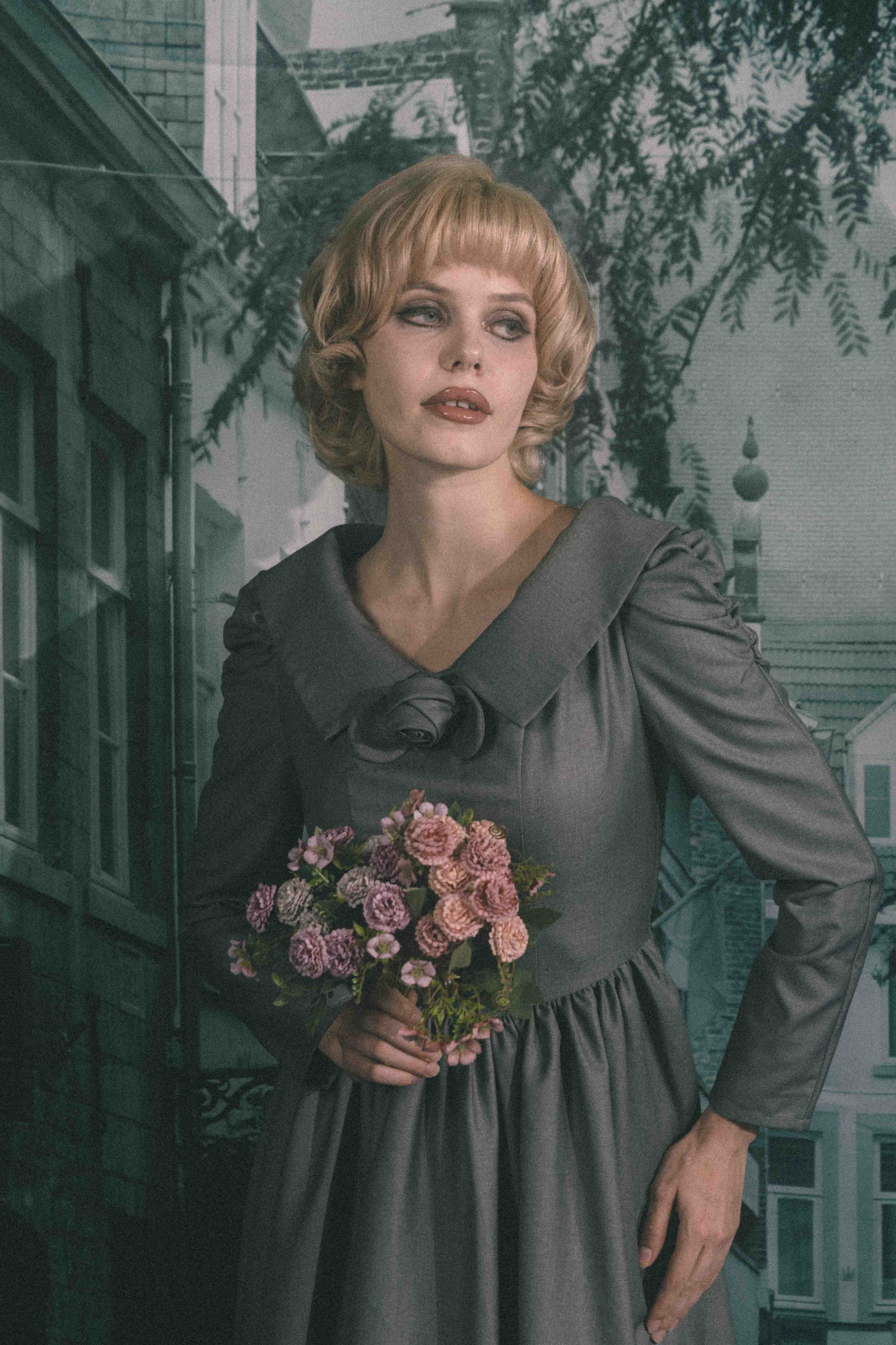 Classical rose dress – Mayo Suzuki