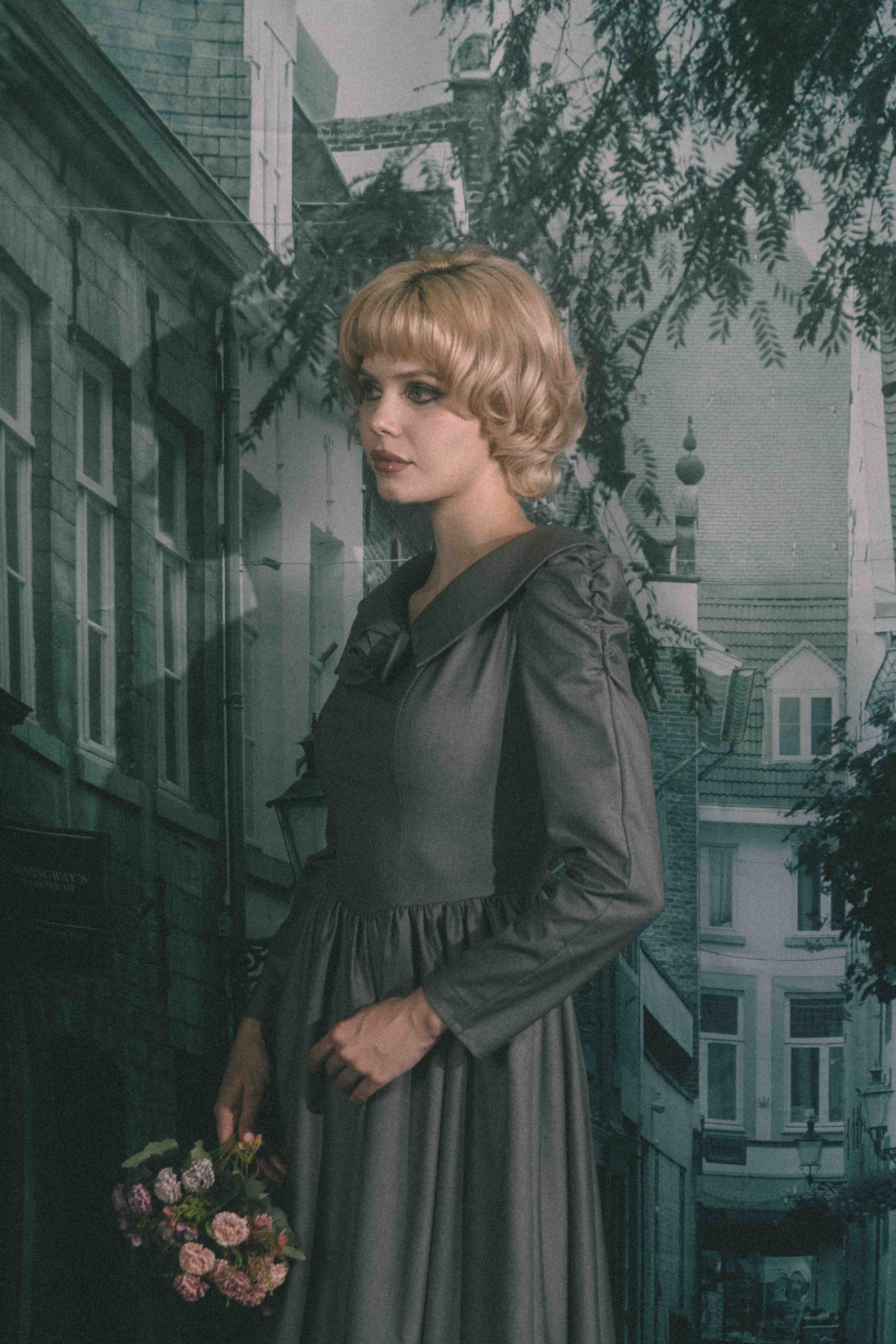 Classical rose dress – Mayo Suzuki