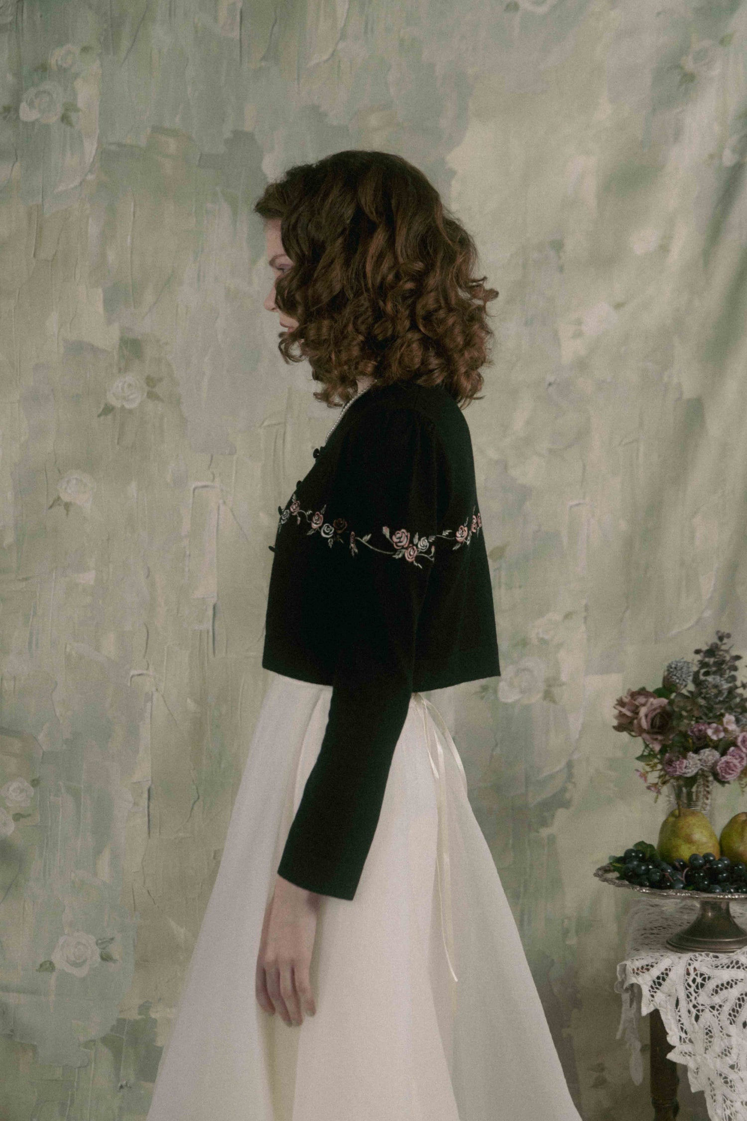 Rose embroidery ensemble