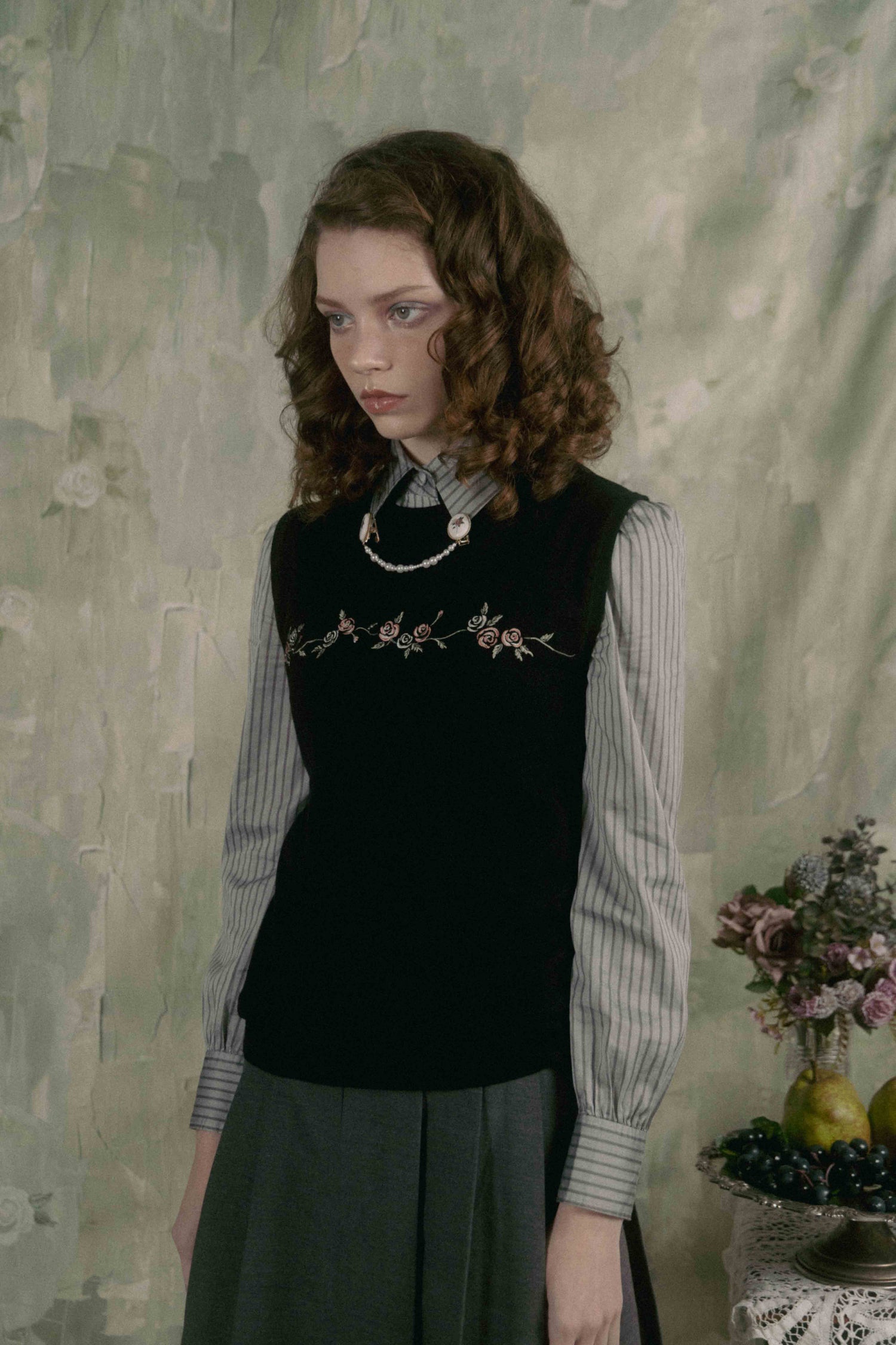 Rose embroidery ensemble