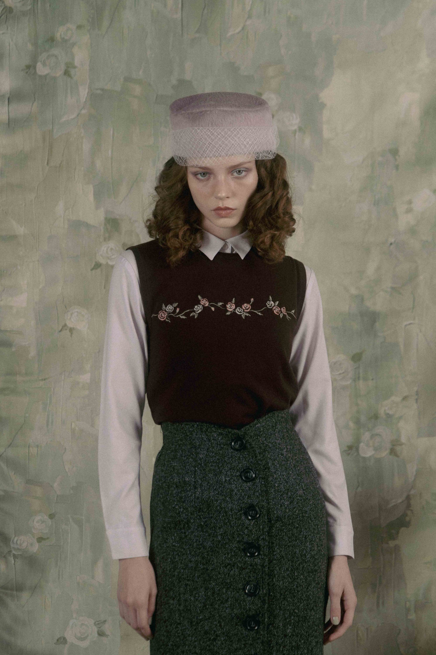 Rose embroidery ensemble