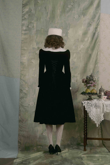 Black museé dress