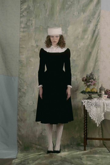 Black museé dress