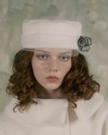 Classical tulle hat