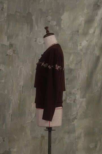 Rose embroidery ensemble