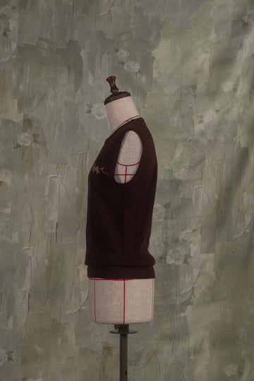Rose embroidery ensemble