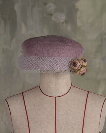 Classical tulle hat