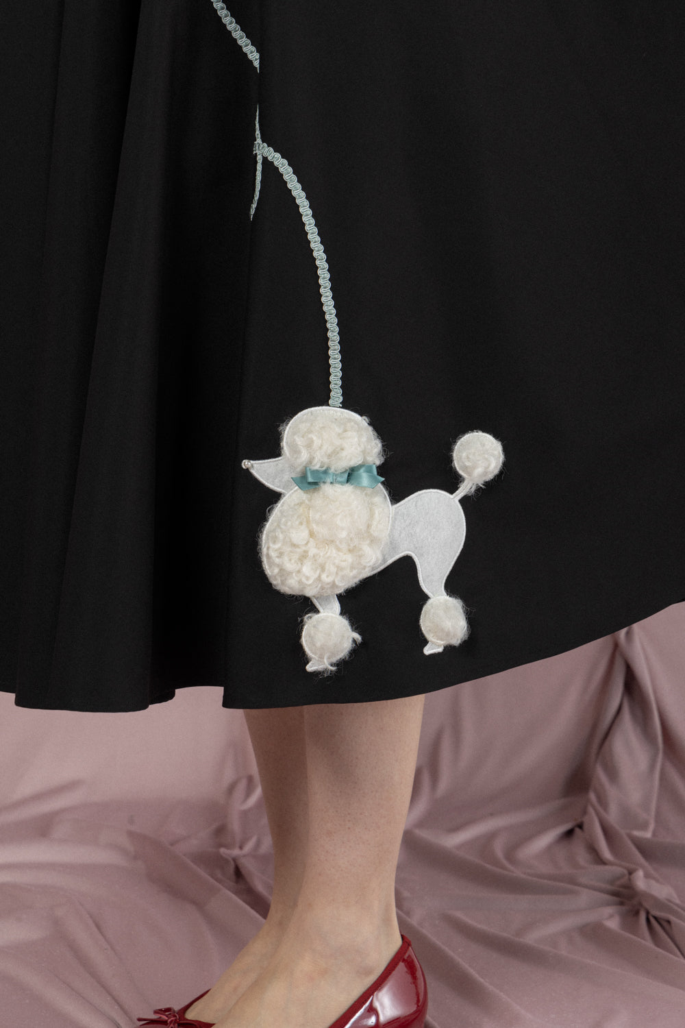Poodle skirt – Mayo Suzuki