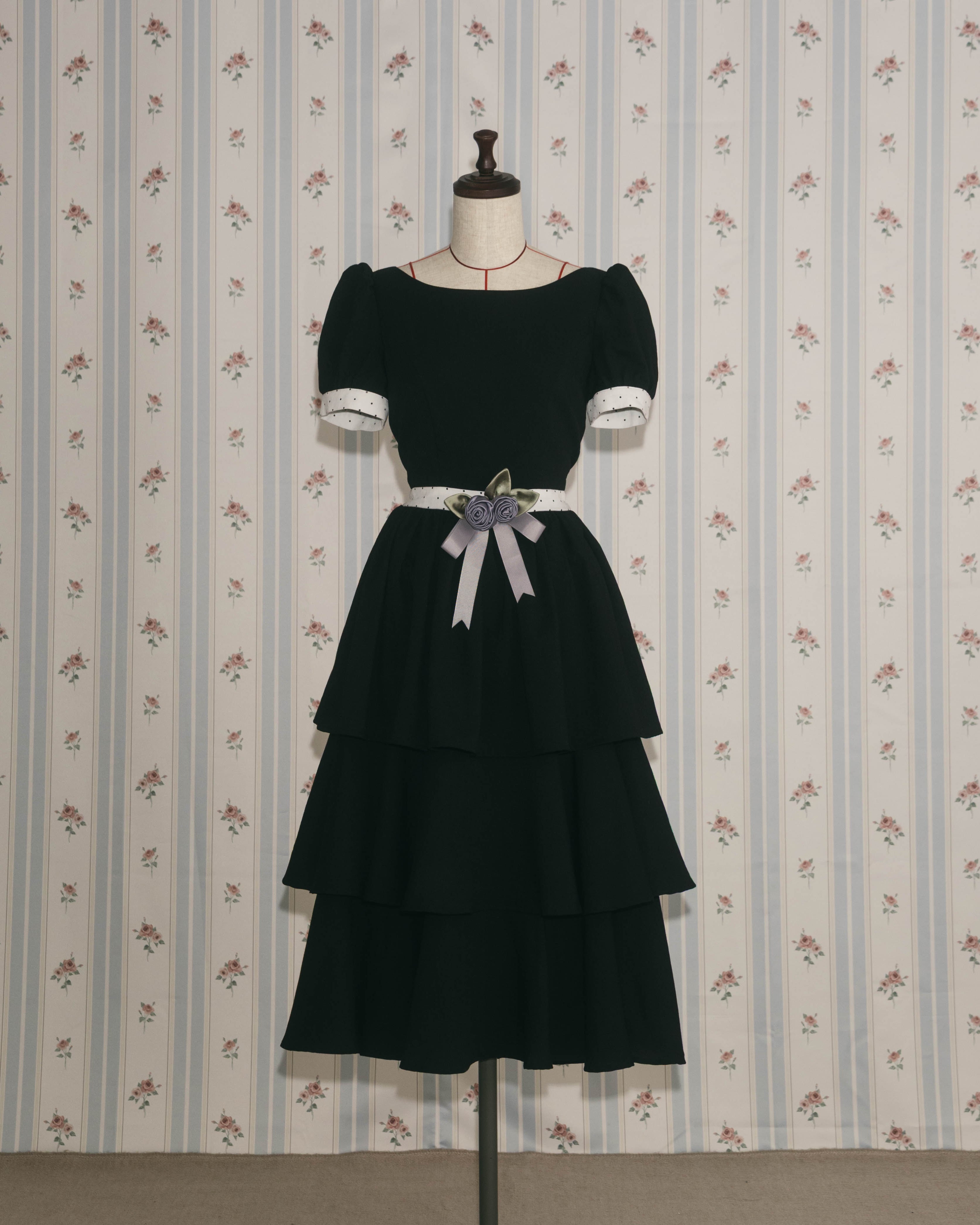 DRESS – Mayo Suzuki